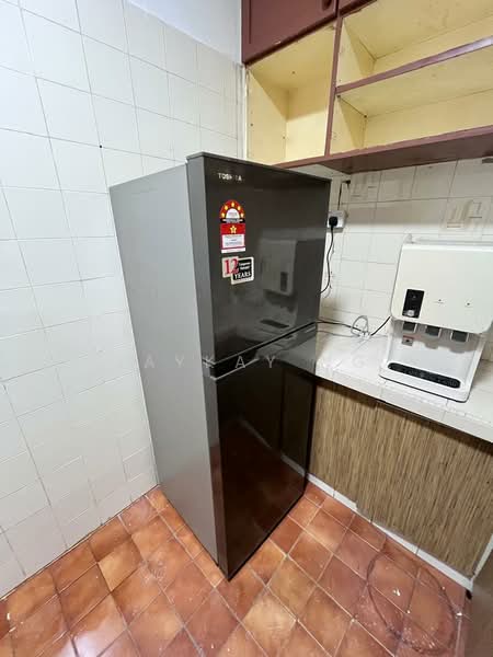 Condominium for Rent at Palm Court Condominium - Jaykay Ng - Kitchen - PropertyGuru.com.my