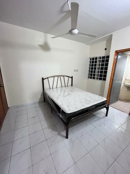 Condominium for Rent at Palm Court Condominium - Jaykay Ng - Bedroom - PropertyGuru.com.my