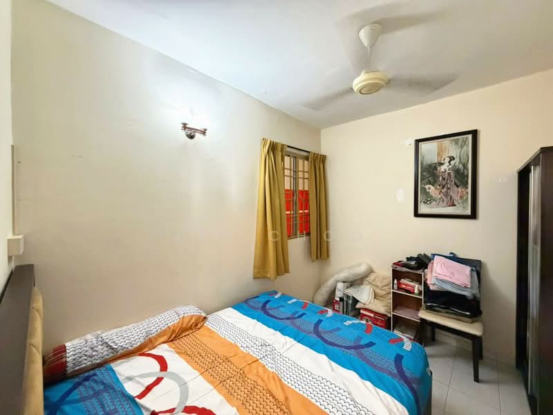Pangsapuri untuk Dijual di Relau Vista Apartment - Jen Choo - Bedroom - PropertyGuru.com.my