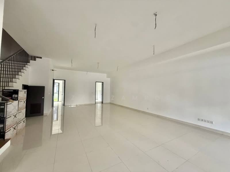 Terraced House for Sale in Kota Kemuning (Shah Alam) - Izzat Zamros - PropertyGuru.com.my