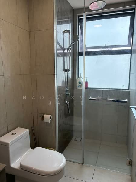 Servis Apartment untuk Dijual di Datum Jelatek Residence - NadiaIsmanu Janie - Bathroom - PropertyGuru.com.my