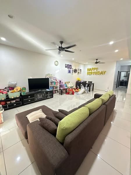 Rumah Teres 2 Tingkat untuk Dijual di Taman Nusa Idaman (Iskandar Puteri (Nusajaya)) - Max Loh - Living Room - PropertyGuru.com.my