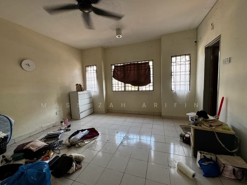 2.5-storey Terraced House for Sale in Batu Caves (Selangor) - Masnizah Arifin - Living Room - PropertyGuru.com.my