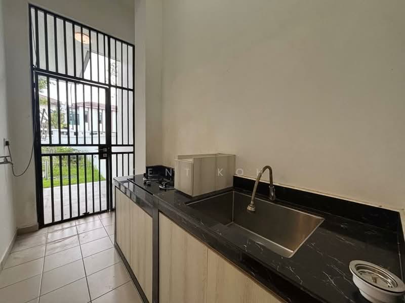 Cluster House for Rent in Johor Bahru (Johor) - Kent Koh - Kitchen - PropertyGuru.com.my