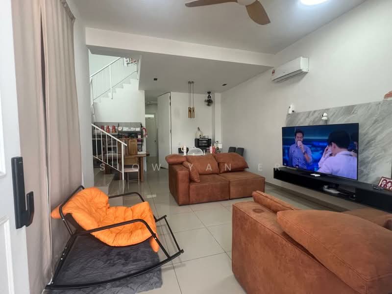 Rumah Teres untuk Dijual di Kota Masai (Pasir Gudang) - Siow Yan Er - Living Room - PropertyGuru.com.my