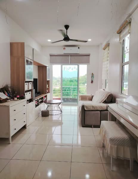 Apartment for Sale at Prestige III - Tony Cheah - Living Room - PropertyGuru.com.my