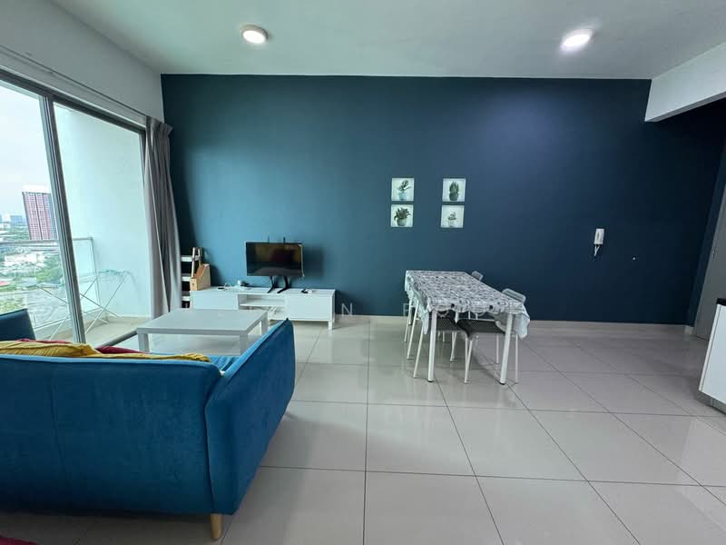 Service Residence for Sale at Cybersquare - Kelvin Pook - Living Room - PropertyGuru.com.my
