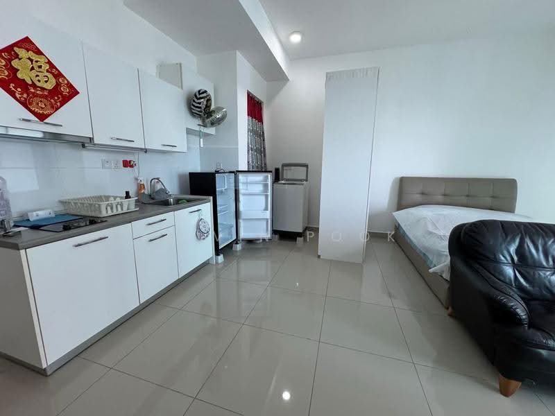 Service Residence for Sale at Cybersquare - Kelvin Pook - Kitchen - PropertyGuru.com.my