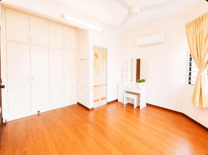 Pangsapuri untuk Disewa di Medan Lumba Kuda - Jerry Tan - Bedroom - PropertyGuru.com.my
