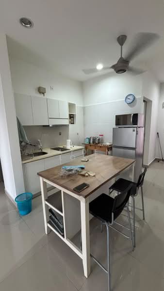 Service Residence for Rent at Hedgeford 10 Residences - Jayden Loke - Kitchen - PropertyGuru.com.my