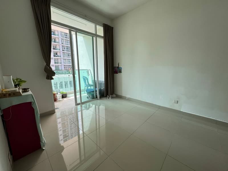 Condominium for Sale at Mutiara Ville - Kelvin Pook - Balcony - PropertyGuru.com.my