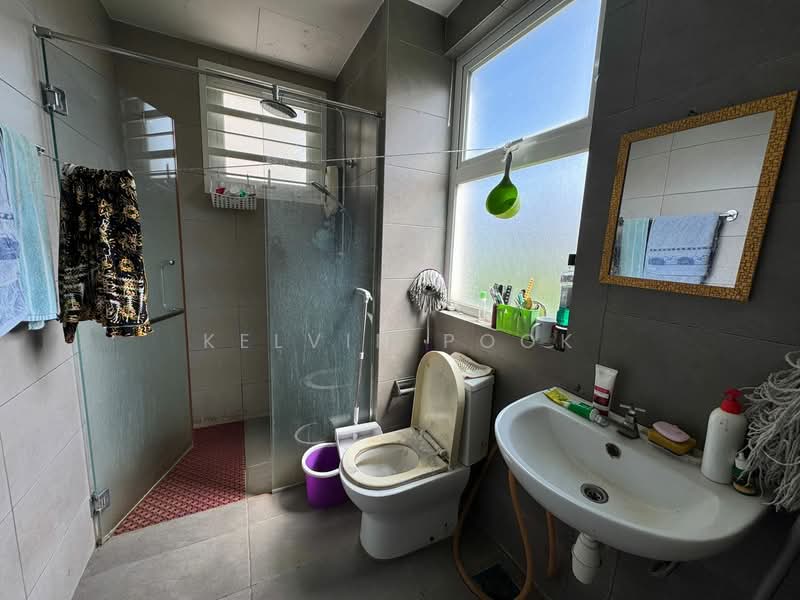 Condominium for Sale at Mutiara Ville - Kelvin Pook - Bathroom - PropertyGuru.com.my