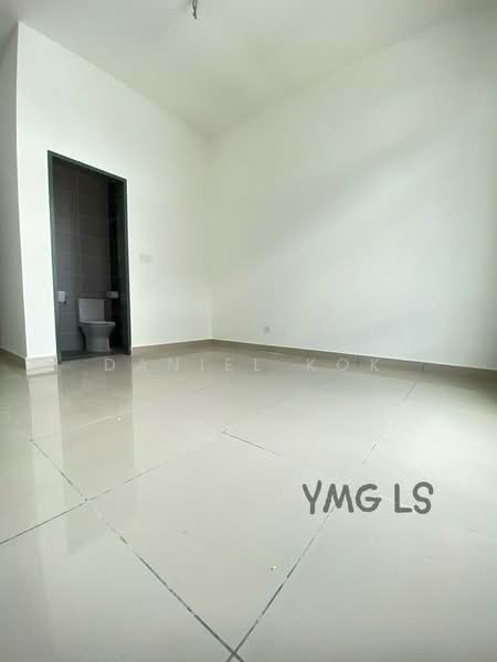 Semi-Detached House for Sale in Canary Garden (Klang) - Daniel Kok - Bathroom - PropertyGuru.com.my