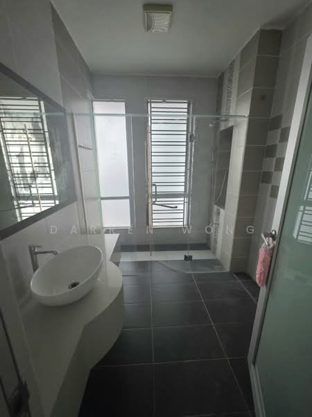 Rumah Teres 2.5 Tingkat untuk Dijual di Taman Sutera Utama (Skudai) - Darren Wong - PropertyGuru.com.my