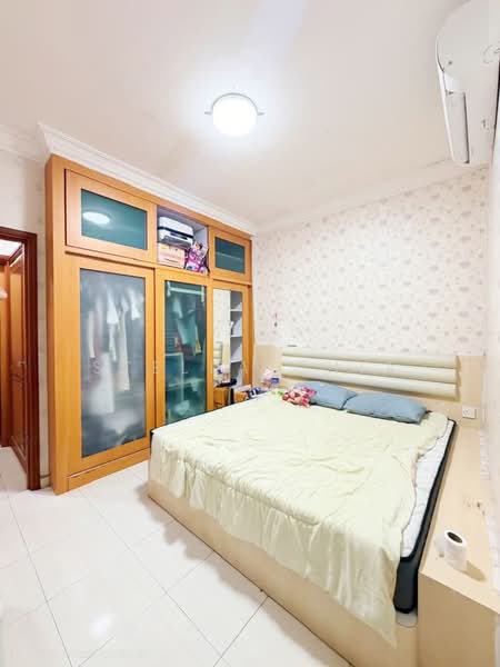 Service Residence for Sale at The Embassy (Bangunan Duta Impian) - Stella Chia - Bedroom - PropertyGuru.com.my