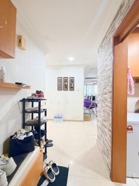 Service Residence for Sale at The Embassy (Bangunan Duta Impian) - Stella Chia - Entrance - PropertyGuru.com.my