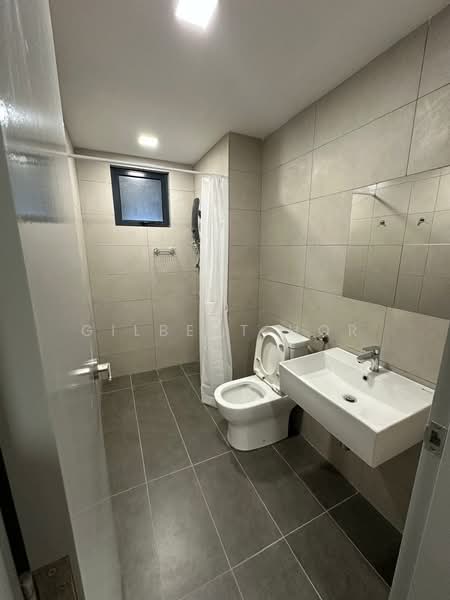 Service Residence for Sale at M Luna - Gilbert Hor - Bathroom - PropertyGuru.com.my