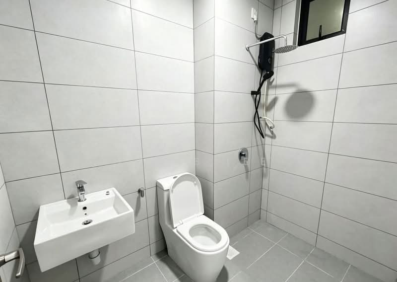 Servis Apartment untuk Disewa di Meldrum Heights (Residensi Meldrum) - Lucas Lee - Bathroom - PropertyGuru.com.my