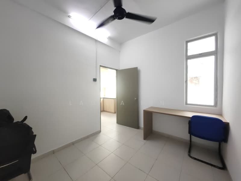 3-storey Terraced House for Rent in Rawang (Selangor) - Lau Ia Ein - Study - PropertyGuru.com.my