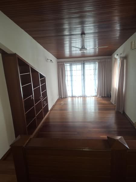 Bungalow House untuk Disewa di Damansara Heights (Kuala Lumpur) - Nooraisha Roslan - Primary bedroom annex / office - PropertyGuru.com.my