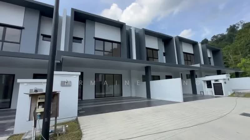 Rumah Berkembar untuk Disewa di Ampang (Selangor) - Charmaine Wong - Exterior - PropertyGuru.com.my