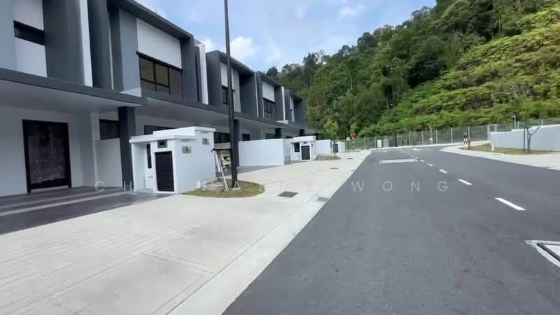 Rumah Berkembar untuk Disewa di Ampang (Selangor) - Charmaine Wong - Exterior - PropertyGuru.com.my
