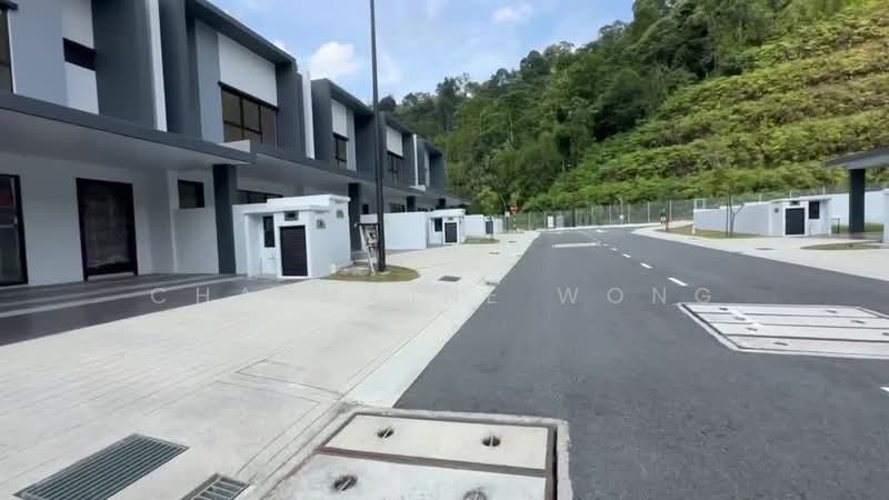 Rumah Berkembar untuk Disewa di Ampang (Selangor) - Charmaine Wong - Exterior - PropertyGuru.com.my