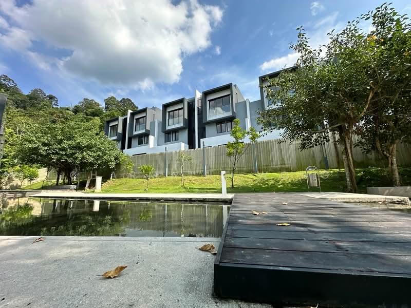 Rumah Berkembar untuk Disewa di Ampang (Selangor) - Charmaine Wong - Exterior - PropertyGuru.com.my