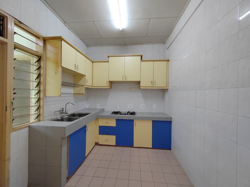 Apartment for Rent at Sentosa Court - YS Lock - Kitchen - PropertyGuru.com.my