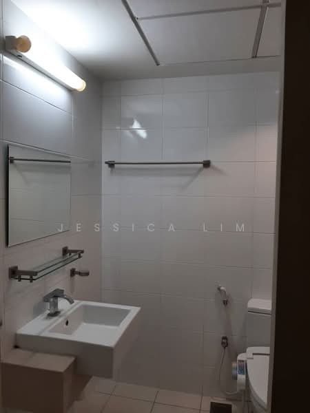 Servis Apartment untuk Disewa di Solaris Dutamas - Jessica Lim - Bathroom - PropertyGuru.com.my