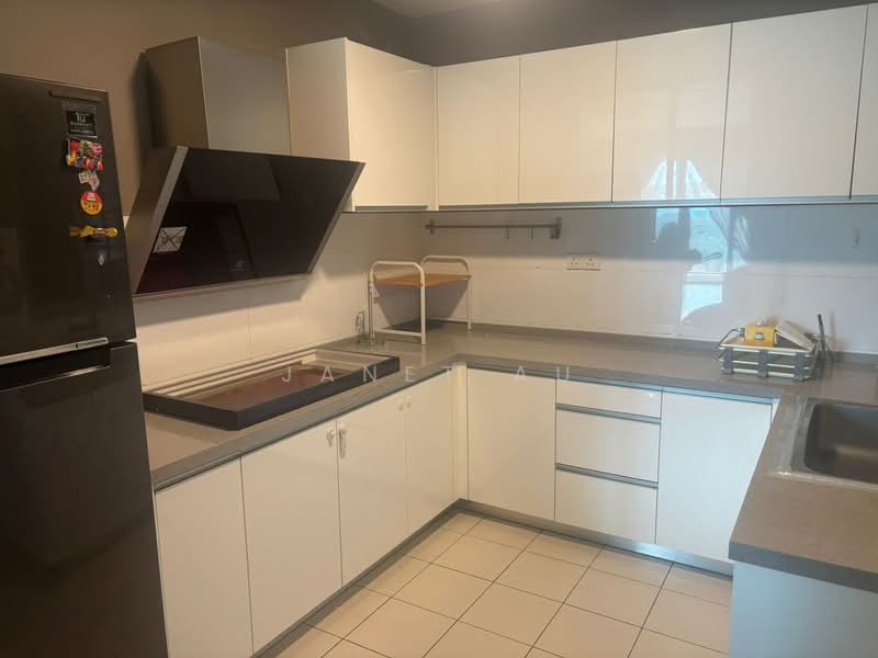 Service Residence for Sale at Greenz (Residensi Flora) @ One South - Janet Au - PropertyGuru.com.my