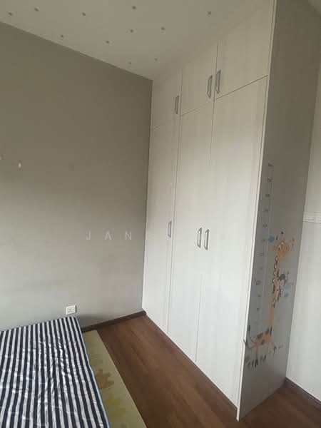 Service Residence for Sale at Greenz (Residensi Flora) @ One South - Janet Au - PropertyGuru.com.my