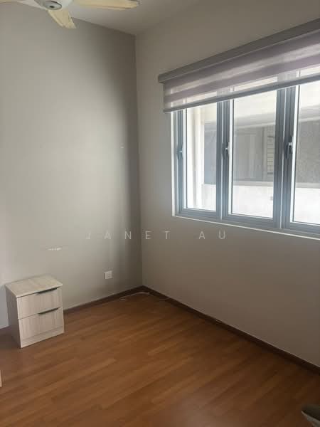 Service Residence for Sale at Greenz (Residensi Flora) @ One South - Janet Au - PropertyGuru.com.my
