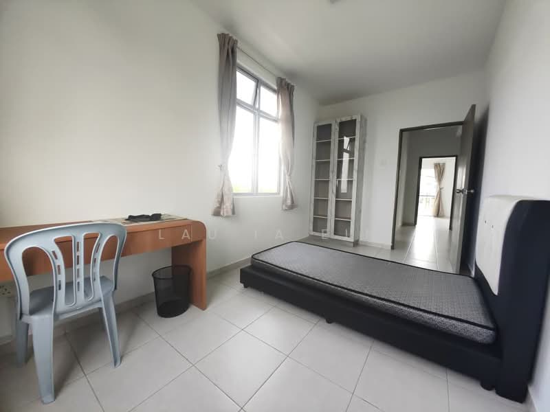 3-storey Terraced House for Rent in Rawang (Selangor) - Lau Ia Ein - Bedroom - PropertyGuru.com.my