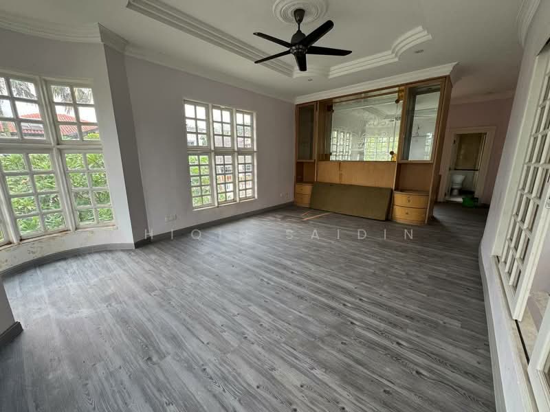Bungalow House for Sale in Seksyen 2 (Shah Alam) - Shiqin Saidin - Living Room - PropertyGuru.com.my