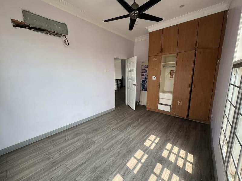 Bungalow House for Sale in Seksyen 2 (Shah Alam) - Shiqin Saidin - Bedroom - PropertyGuru.com.my