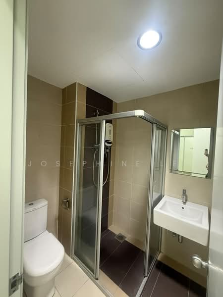 Kondominium untuk Disewa di Casa Tropicana - Josephine Lee - Bathroom - PropertyGuru.com.my