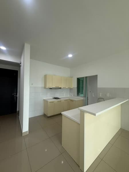 Kondominium untuk Disewa di Casa Tropicana - Josephine Lee - Kitchen - PropertyGuru.com.my
