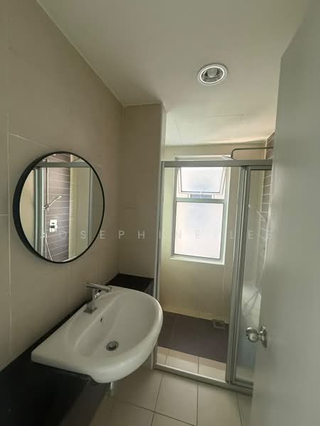 Kondominium untuk Disewa di Casa Tropicana - Josephine Lee - Bathroom - PropertyGuru.com.my