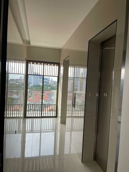 Servis Apartment untuk Dijual di City of Dreams - howell brian - Corridor - PropertyGuru.com.my