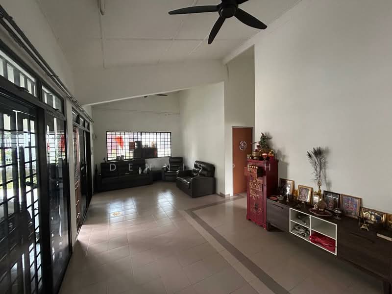 Bungalow for Sale in Taman Abad (Johor Bahru) - Dennis Peh - Living Room - PropertyGuru.com.my