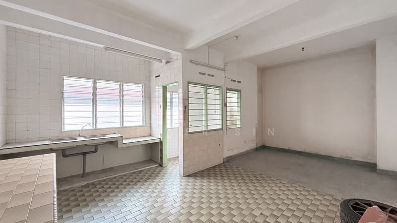 2-storey Terraced House for Sale in SS2 (Petaling Jaya) - Denver Sin - Kitchen - PropertyGuru.com.my