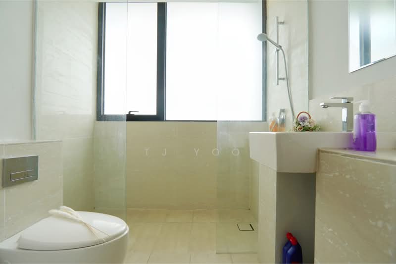 Service Residence for Rent at Lumi Tropicana - TJ Yoo - Bathroom - PropertyGuru.com.my