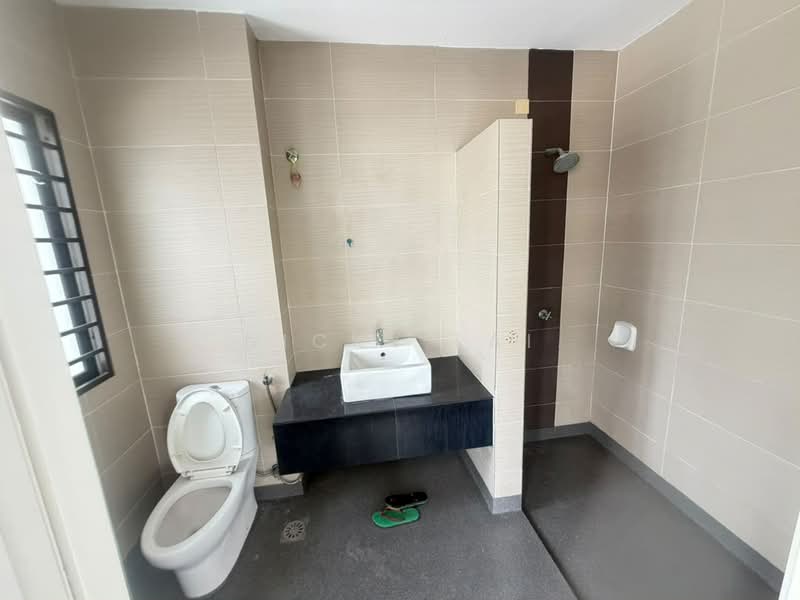 2-storey Terraced House for Sale in Rawang (Selangor) - Nicky Lai - Bathroom - PropertyGuru.com.my
