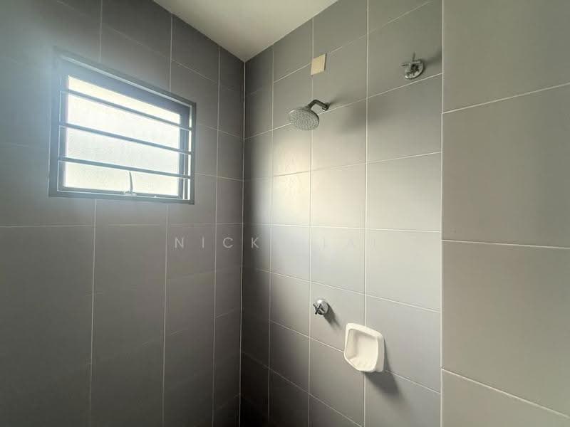 2-storey Terraced House for Sale in Rawang (Selangor) - Nicky Lai - Bathroom - PropertyGuru.com.my