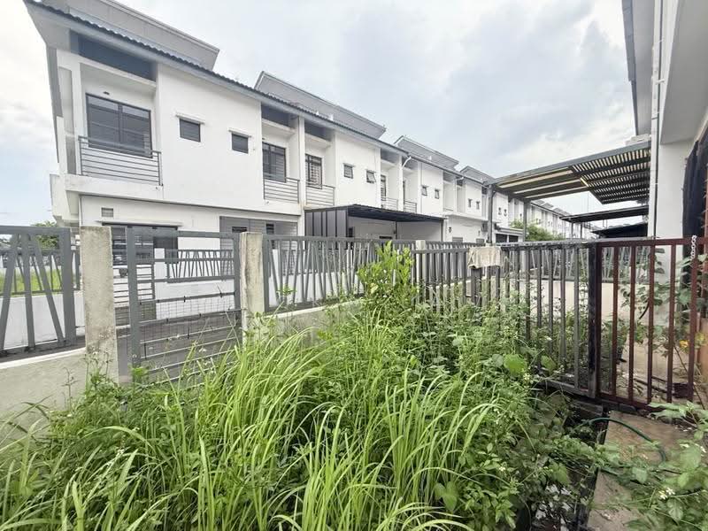 2-storey Terraced House for Sale in Rawang (Selangor) - Nicky Lai - Exterior - PropertyGuru.com.my