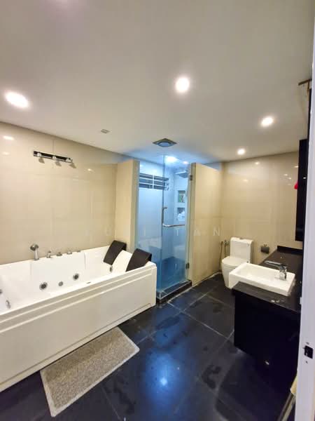 Rumah Teres 3 Tingkat untuk Dijual di Lake Fields (Sungai Besi) - Suki Tan - Bathroom - PropertyGuru.com.my