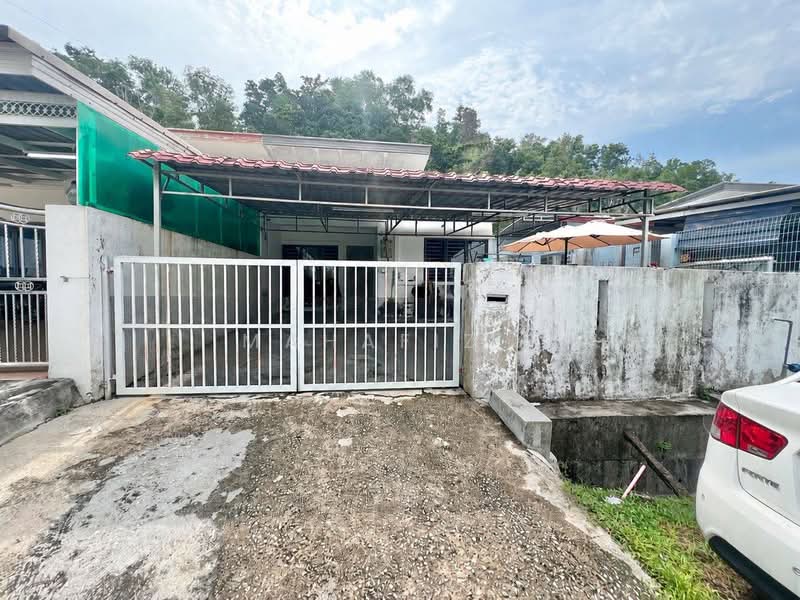 Rumah Berkembar untuk Dijual di Batu Caves (Selangor) - Mahafiz . - Exterior - PropertyGuru.com.my