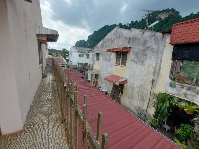 2-storey Terraced House for Sale in Taman Cempaka (Ipoh) - Qazin Khoo - Exterior - PropertyGuru.com.my