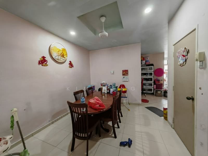2-storey Terraced House for Sale in Taman Sri Kluang (Kluang) - Kim Seng - Dining Room - PropertyGuru.com.my
